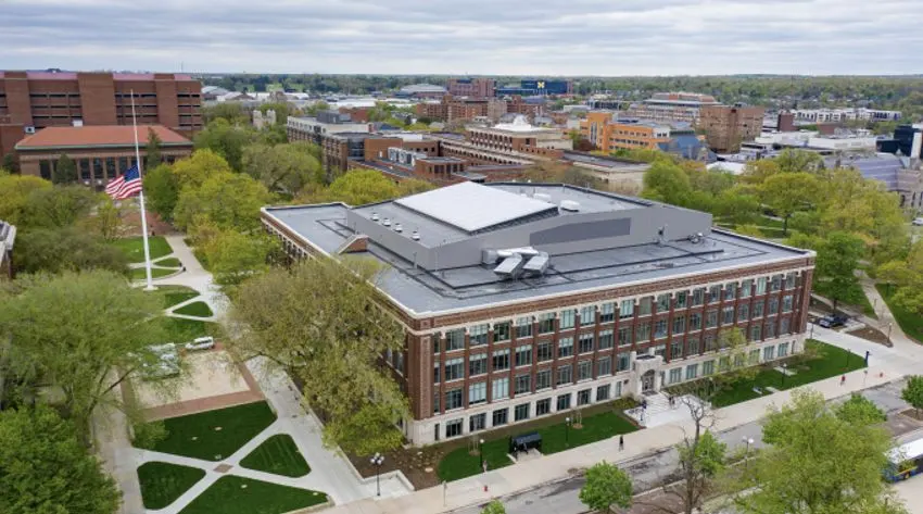 Diag and School of Kinesiology building